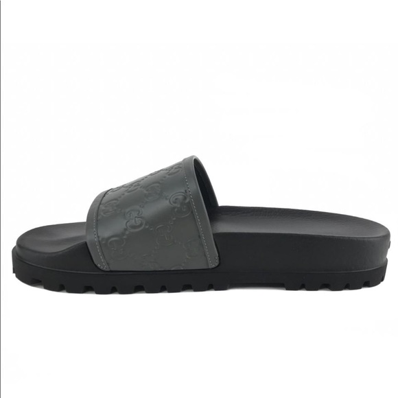 Like New 100% Auth Men’s Gucci Slides - Picture 6 of 6